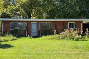 570 Neville Rd, Brighton Township, PA 15009 - Photo 1