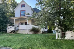 374 Harrison St, Sharon, PA 16146 - Photo 1