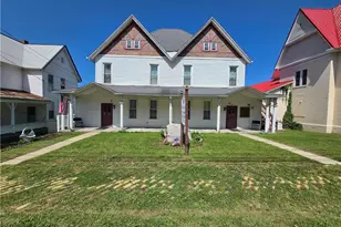 120 Grant St, Salisbury Boro, PA 15558 - Photo 2