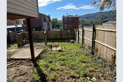 605 2nd St, Pitcairn, PA 15140 - Photo 6