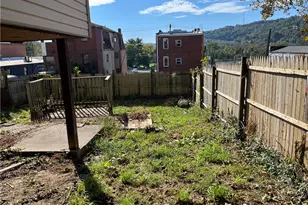 605 2nd St, Pitcairn, PA 15140 - Photo 6