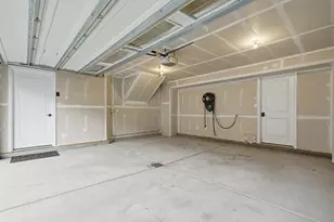 1204 Pointe View Dr, Adams Township, PA 16046 - Photo 36