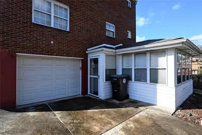 5015 Elmwood Dr, Pittsburgh, PA 15227 - Photo 10