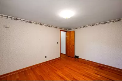 119 Marshall Dr, Twp of But SW, PA 16053 - Photo 18