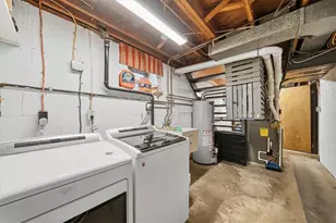 1015 Evergreen Dr, Pittsburgh, PA 15235 - Photo 22