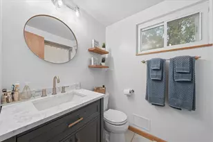 1015 Evergreen Dr, Pittsburgh, PA 15235 - Photo 20