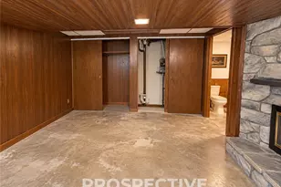 626 Millers Ln, Pittsburgh, PA 15239 - Photo 20