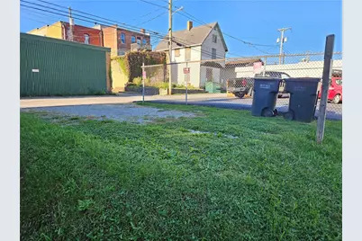 944 4th Ave, Coraopolis, PA 15108 - Photo 8