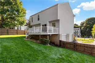 422 Sherwood Dr, Brighton Township, PA 15009 - Photo 24