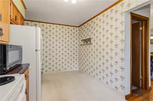 457 Longvue Dr, New Kensington, PA 15068 - Photo 14
