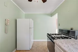 3942 Lawnview Ave, Pittsburgh, PA 15227 - Photo 14