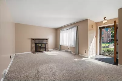3942 Lawnview Ave, Pittsburgh, PA 15227 - Photo 8