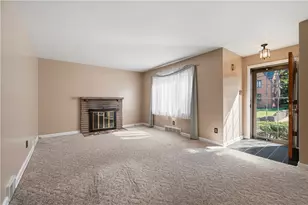 3942 Lawnview Ave, Pittsburgh, PA 15227 - Photo 8