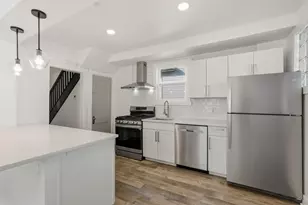 2435 Perry St, Munhall, PA 15219 - Photo 12