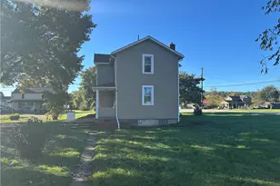 174 Chew St, Wayne Township, PA 16157 - Photo 8