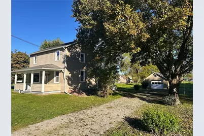 174 Chew St, Wayne Township, PA 16157 - Photo 2