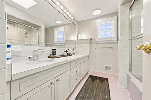 821 Jonathan Dr, Bethel Park, PA 15102 - Photo 18