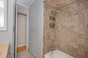 107 Hemlock Dr, Peters Township, PA 15317 - Photo 10