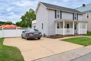 444 Washington St, Indiana Boro, PA 15701 - Photo 2