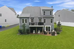 452 Isabella Ct, Jackson Township, PA 16063 - Photo 2