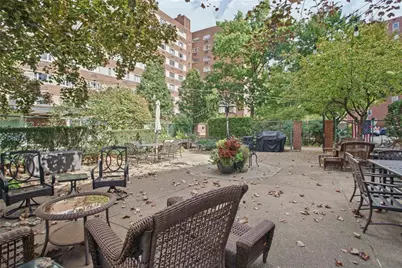 4601 Fifth #521, Pittsburgh, PA 15213 - Photo 30