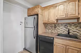4601 5th, Pittsburgh, PA 15213 - Photo 14
