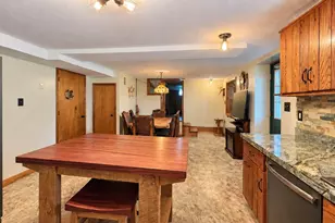 223 Elm St, Vandergrift, PA 15629 - Photo 12