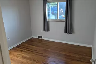 613 Chessbriar Dr, Bethel Park, PA 15102 - Photo 6