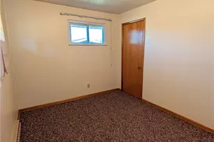 427 Belrose Dr, Rostraver, PA 15012 - Photo 6