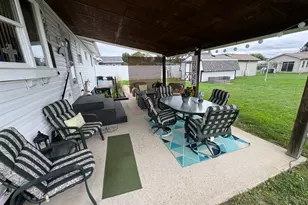 417 Mutich St, Washington Township, PA 15012 - Photo 2