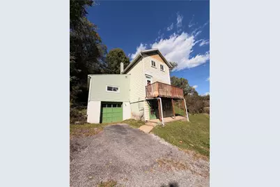 210 W 12th Ave, Tarentum, PA 15084 - Photo 1