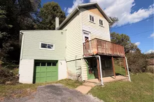 210 W 12th Ave, Tarentum, PA 15084 - Photo 1
