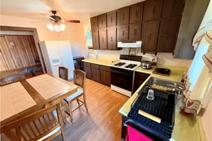 210 W 12th Ave, Tarentum, PA 15084 - Photo 6