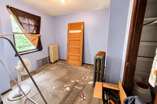409 Prospect Ave, Donora, PA 15033 - Photo 20