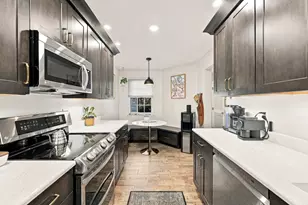 1580 St Andrews Dr, Oakmont, PA 15139 - Photo 6
