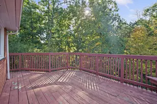 1403 Lakeside Dr, Pittsburgh, PA 15101 - Photo 8