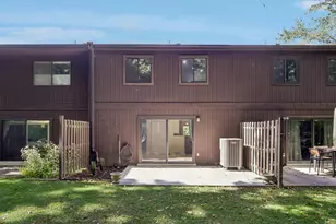 456 Allenberry Dr, Ross Twp, PA 15237 - Photo 6