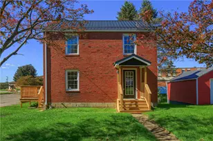732 Pershing St, Ellwood City, PA 16117 - Photo 1