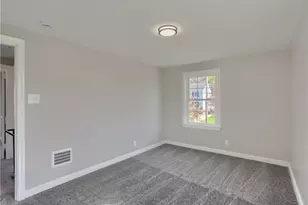 732 Pershing St, Ellwood City, PA 16117 - Photo 28