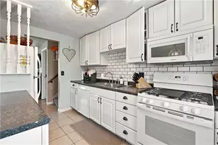 3098 Countryside Dr, Pittsburgh, PA 15101 - Photo 14