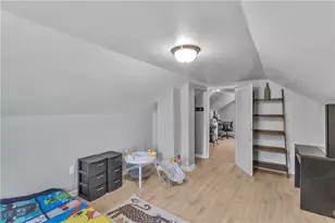 136 N Hazen Ave, Ellwood City, PA 16117 - Photo 16