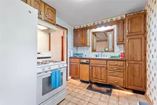 1329 Stanley Dr, Pittsburgh, PA 15147 - Photo 12