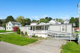 100 High St, Meyersdale Boro, PA 15552 - Photo 2