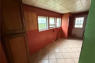 351 Purchase Line Rd, Green/Commdre/Prchse, PA 15734 - Photo 6