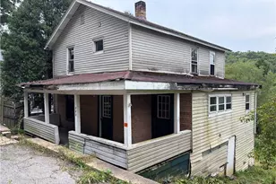 351 Purchase Line Rd, Green/Commdre/Prchse, PA 15734 - Photo 2