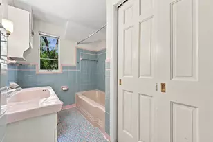 103 Woodland Dr, Pittsburgh, PA 15228 - Photo 40