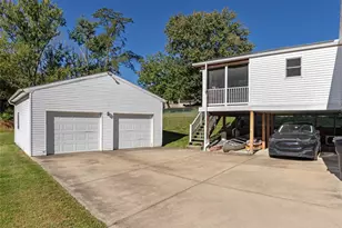 1990 Tara Dr, North Huntingdon, PA 15642 - Photo 4