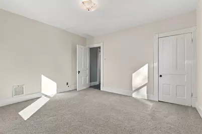 352 E New Castle Street, Zelienople, PA 16063 - Photo 32