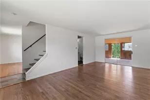 721 Sara Ln, Pittsburgh, PA 15147 - Photo 2