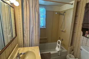 1502 Pennsylvania Ave, West Mifflin, PA 15122 - Photo 16